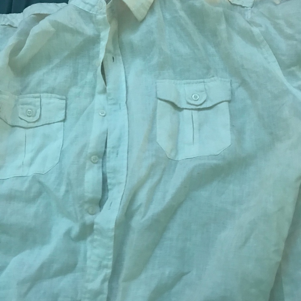 White dress shirt